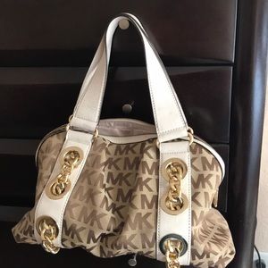 🎈Michael Kors Satchel Bag✅✅✅